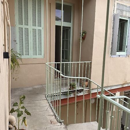 Le Petit Provencal Apartment Nimes Exterior photo