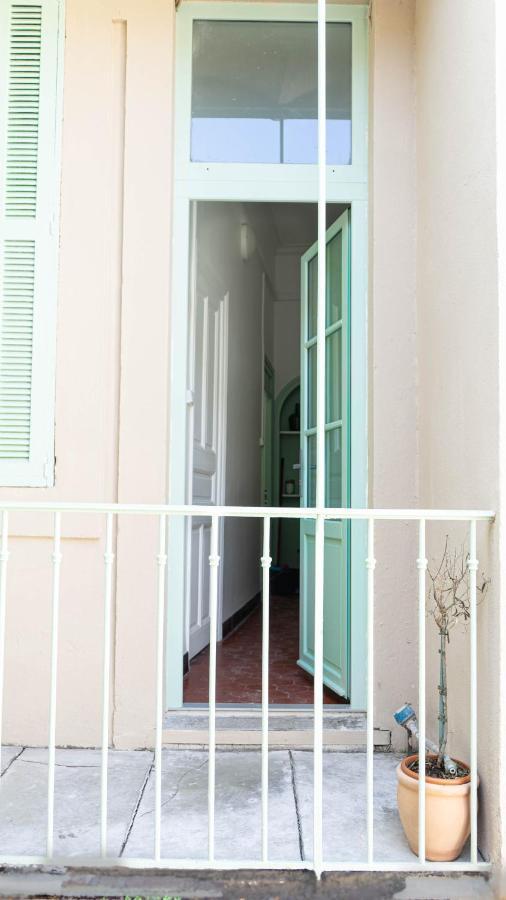 Le Petit Provencal Apartment Nimes Exterior photo